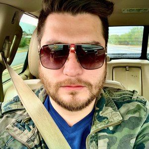 Meet your Posher, Erick oswaldo